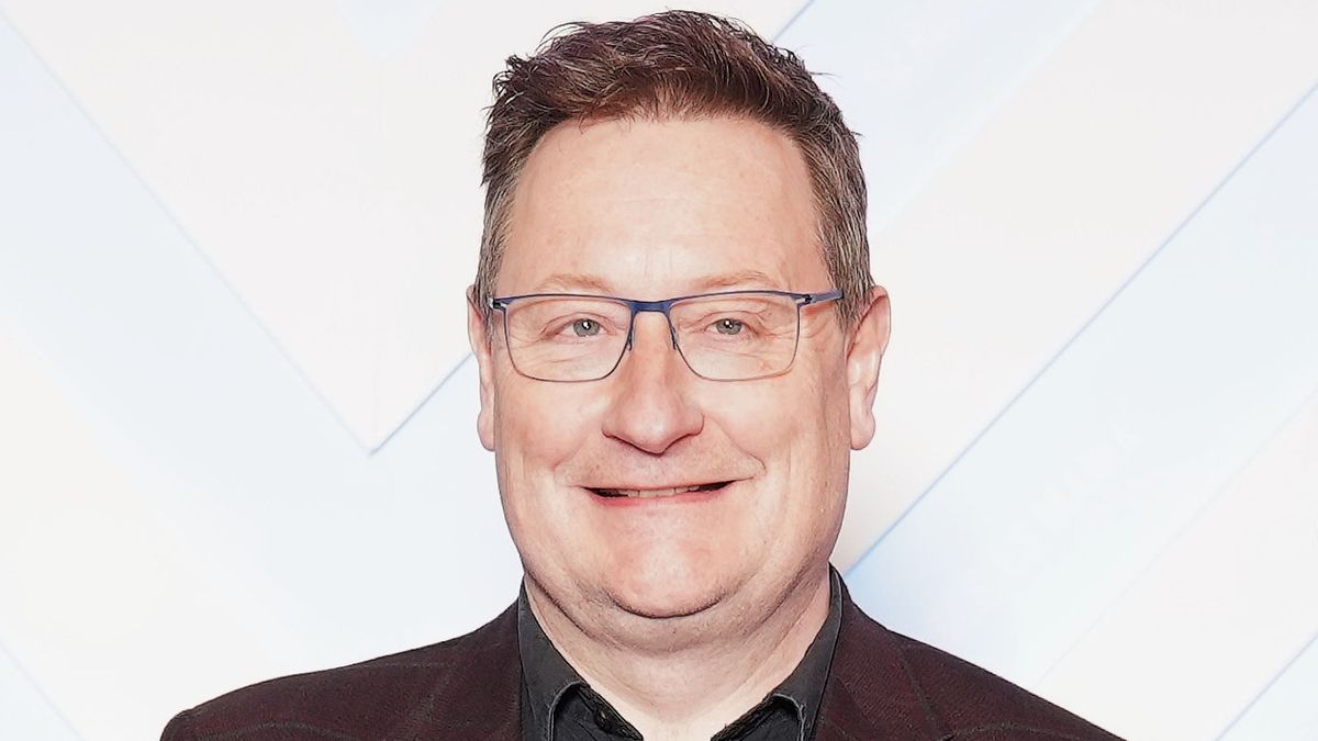 Chris Chibnall will adapt his own novel for ITV drama Death at the White Hart