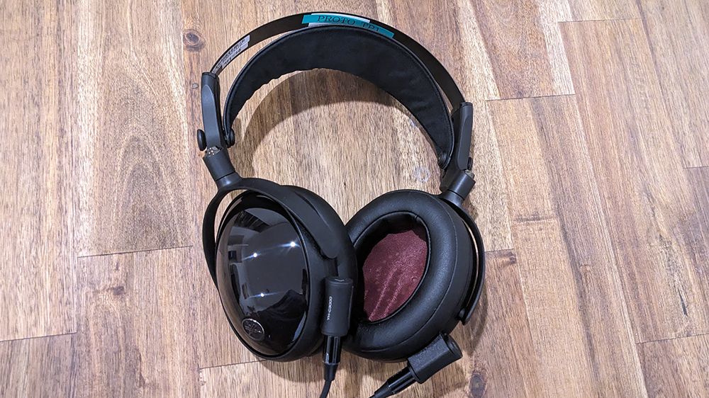 Yamaha YH-C3000 headphone hands-on photos