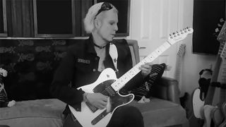 John 5 playing his Fender Ghost signature Telecater