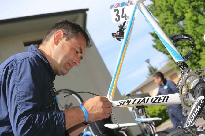 Fresh gear cables are fitted to Dmitriy Gruzdev's Specialized