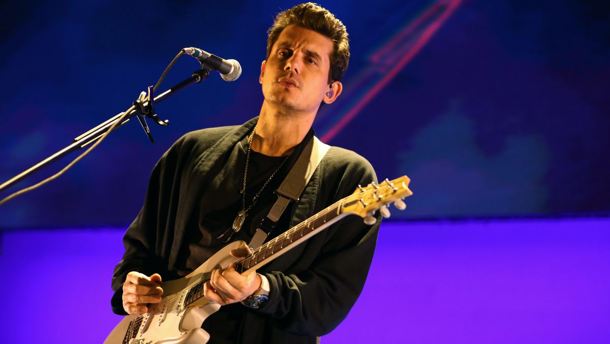 ohn Mayer performs onstage at Bridgestone Arena on August 08, 2019 in Nashville, Tennessee