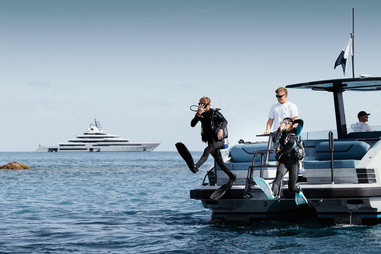 Gabe Newell's superyacht, Leviathan.