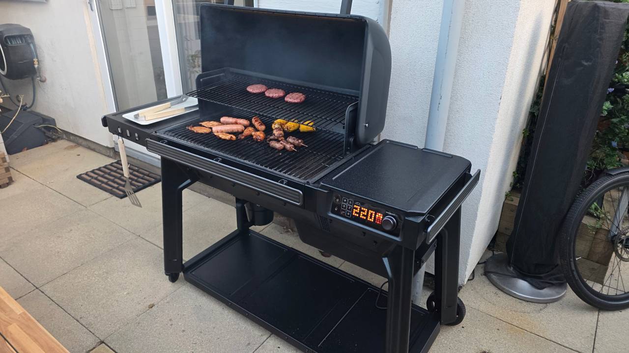 Traeger Woodridge Pro 