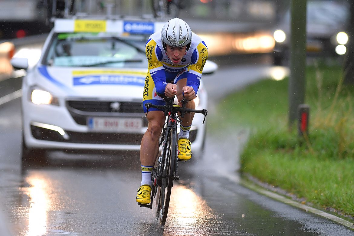 Stijn Steels on the slippery roads