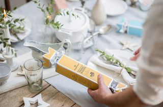 Fever Tree Gin and Tonic pairing crackers