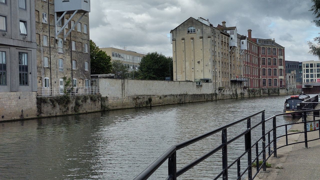 Images of a river taken with the Fairphone 5