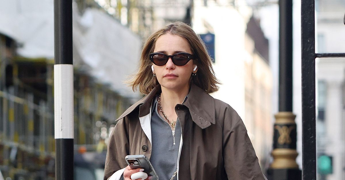 This Is the Coolest Basic to Wear With White Jeans