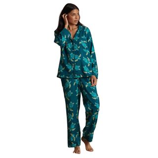 Sleep techniques: Elizabeth Scarlett pyjamas