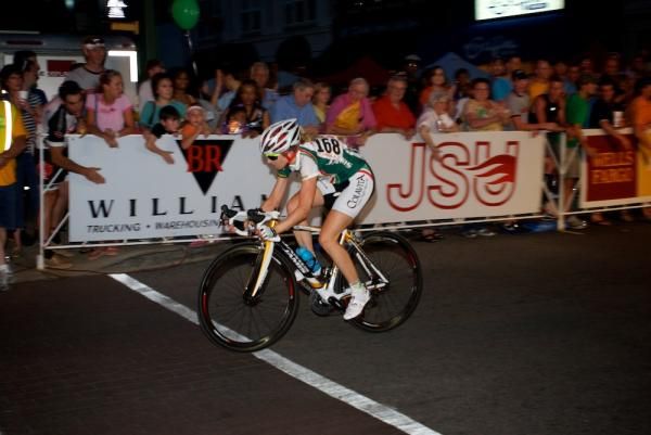 Holcomb on a solo flyer at Sunny King