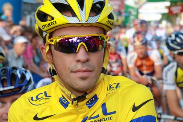 Alberto Contador (Astana) waits for the start.