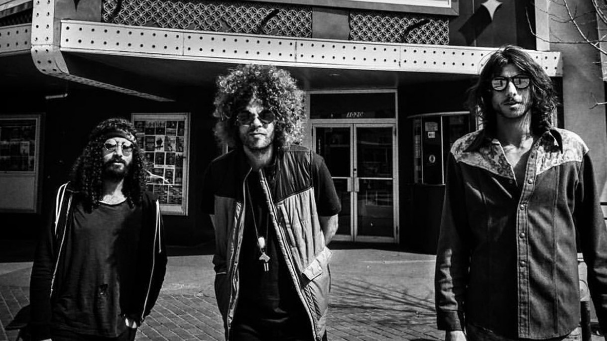wolfmother tour support
