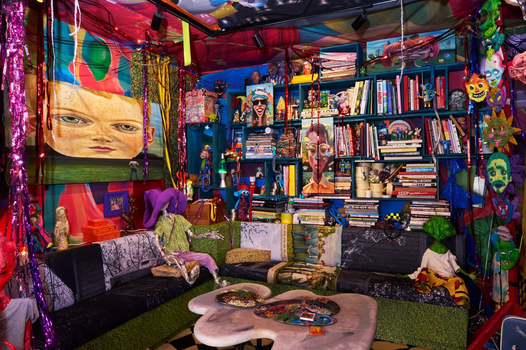Colourful room 