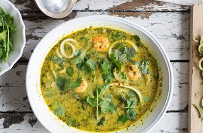 Dinner ideas for two: Thai Coconut Prawn Soup with Courgetti