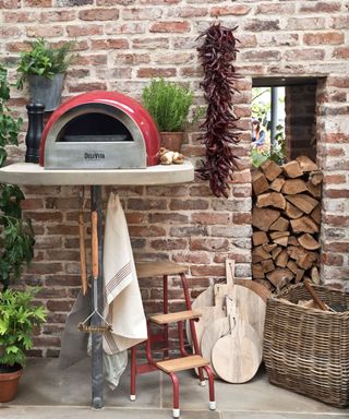 pizza oven and outdoor kitchen