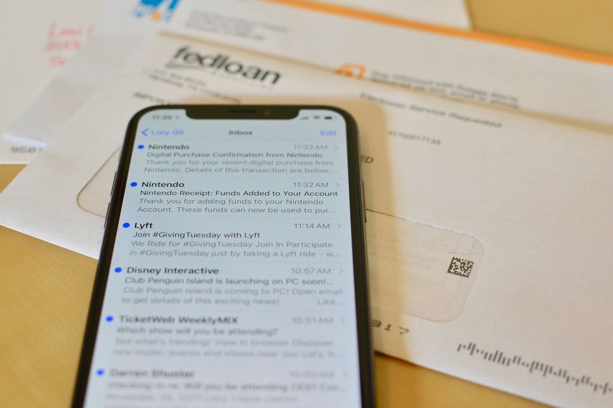 How to send large email attachments on iPhone and iPad