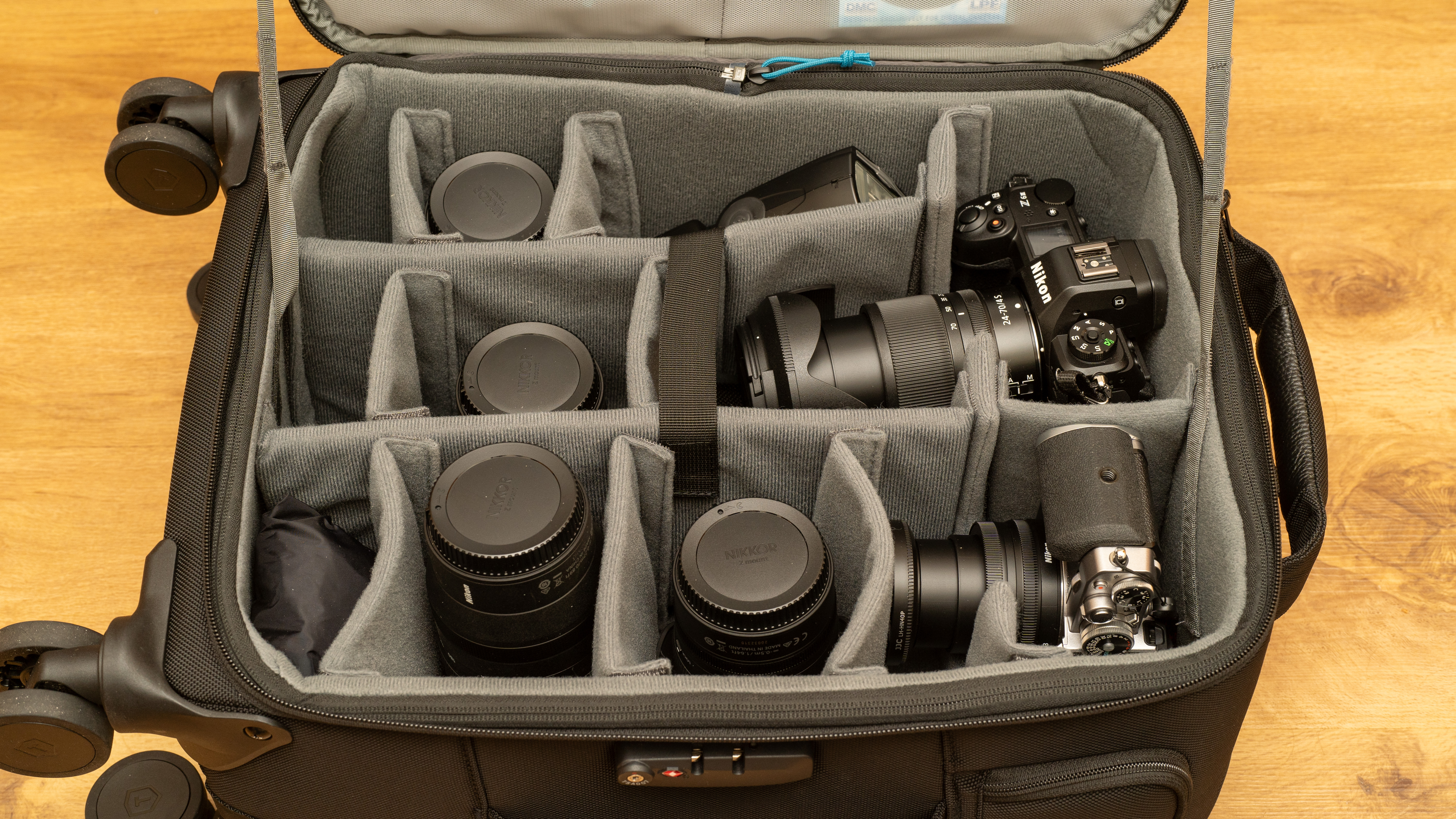 Tenba Roadie v2 Spinner 21 International product image