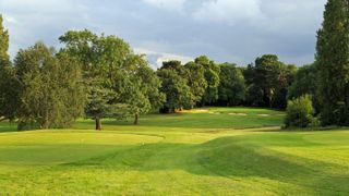 North Middlesex Golf Club - Hole 9