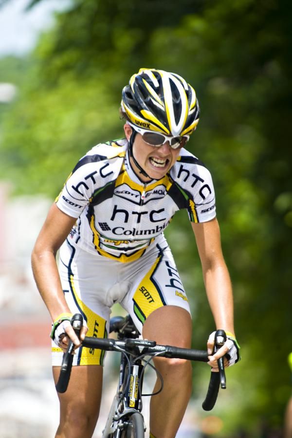 With one lap remaining Eveyln Stevens (HTC Columbia) was still going strong, trying to increase her time gap to Evans.