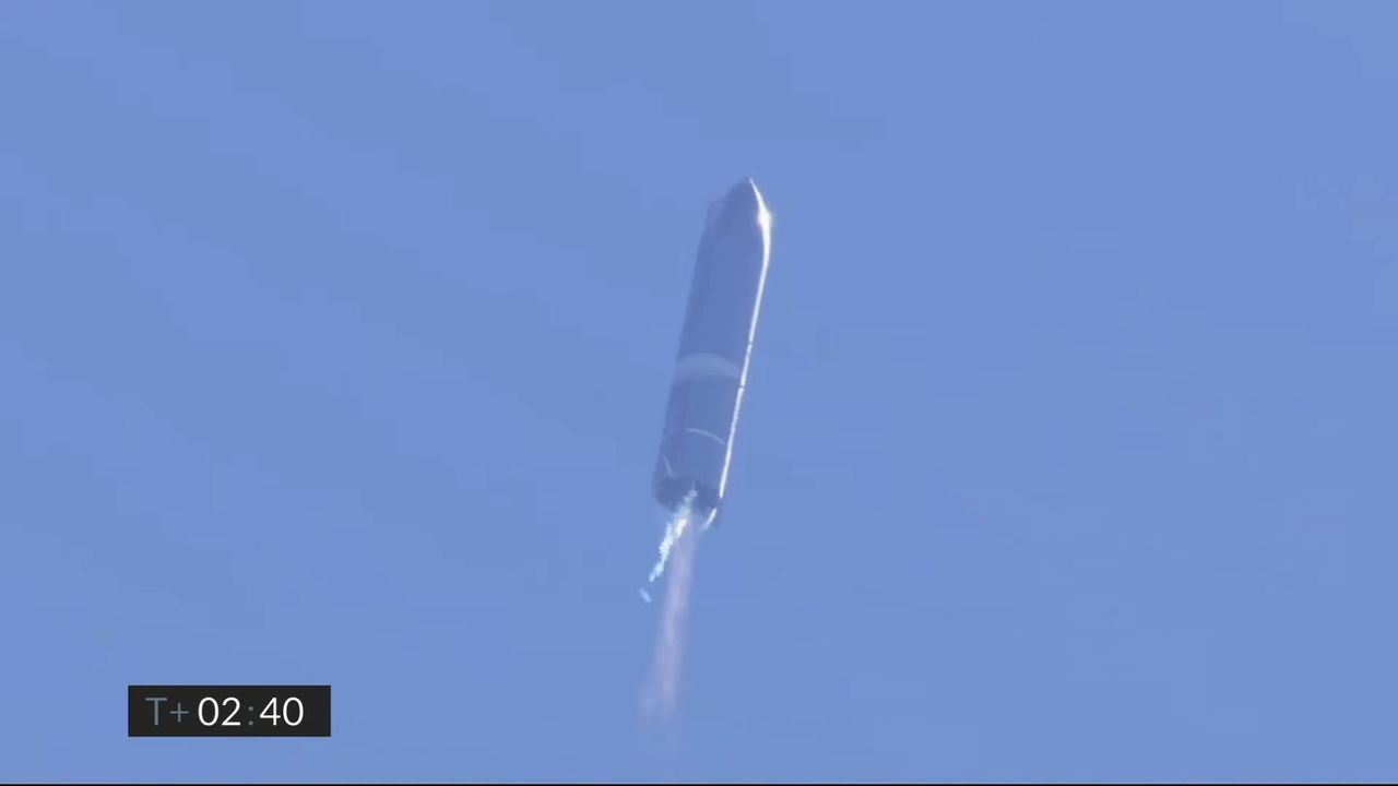 A screenshot from SpaceX's webcast of the Starship SN9 test flight on Feb. 2, 2021.