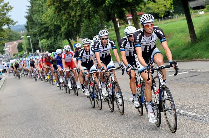 Giant-Shimano setting the tempo