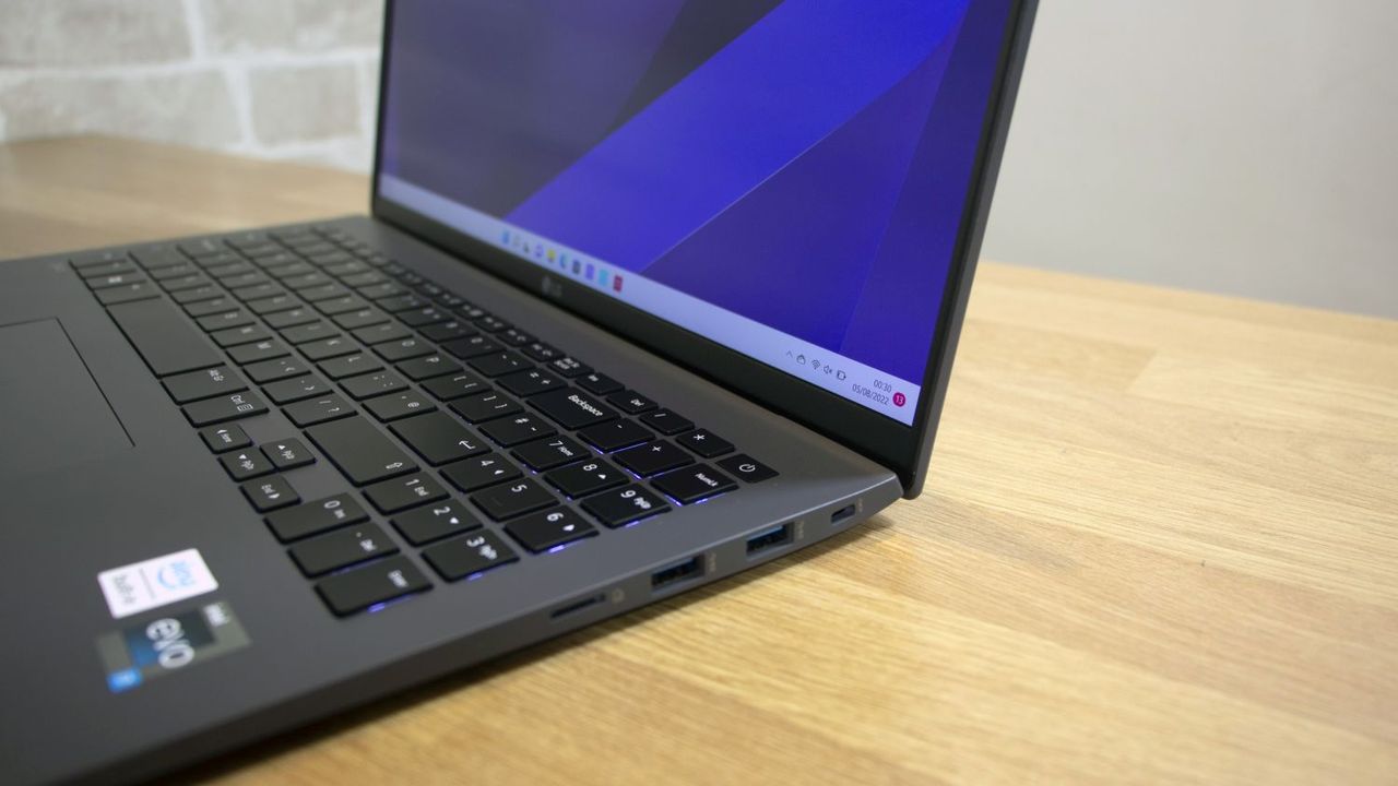 A closeup of the LG Gram 16 (2022)'s right ports