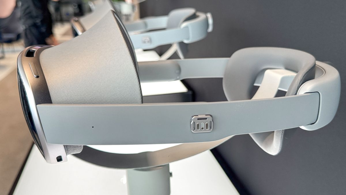 Samsung Galaxy XR headset