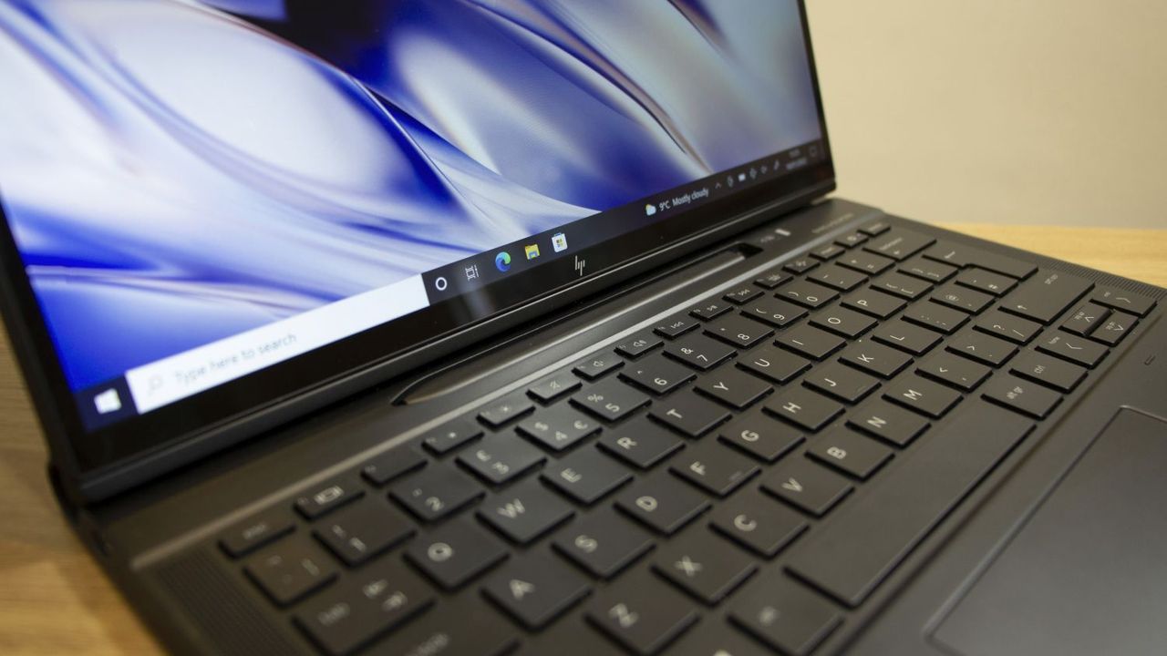 A closeup of the HP Elite Folio's stylus dock