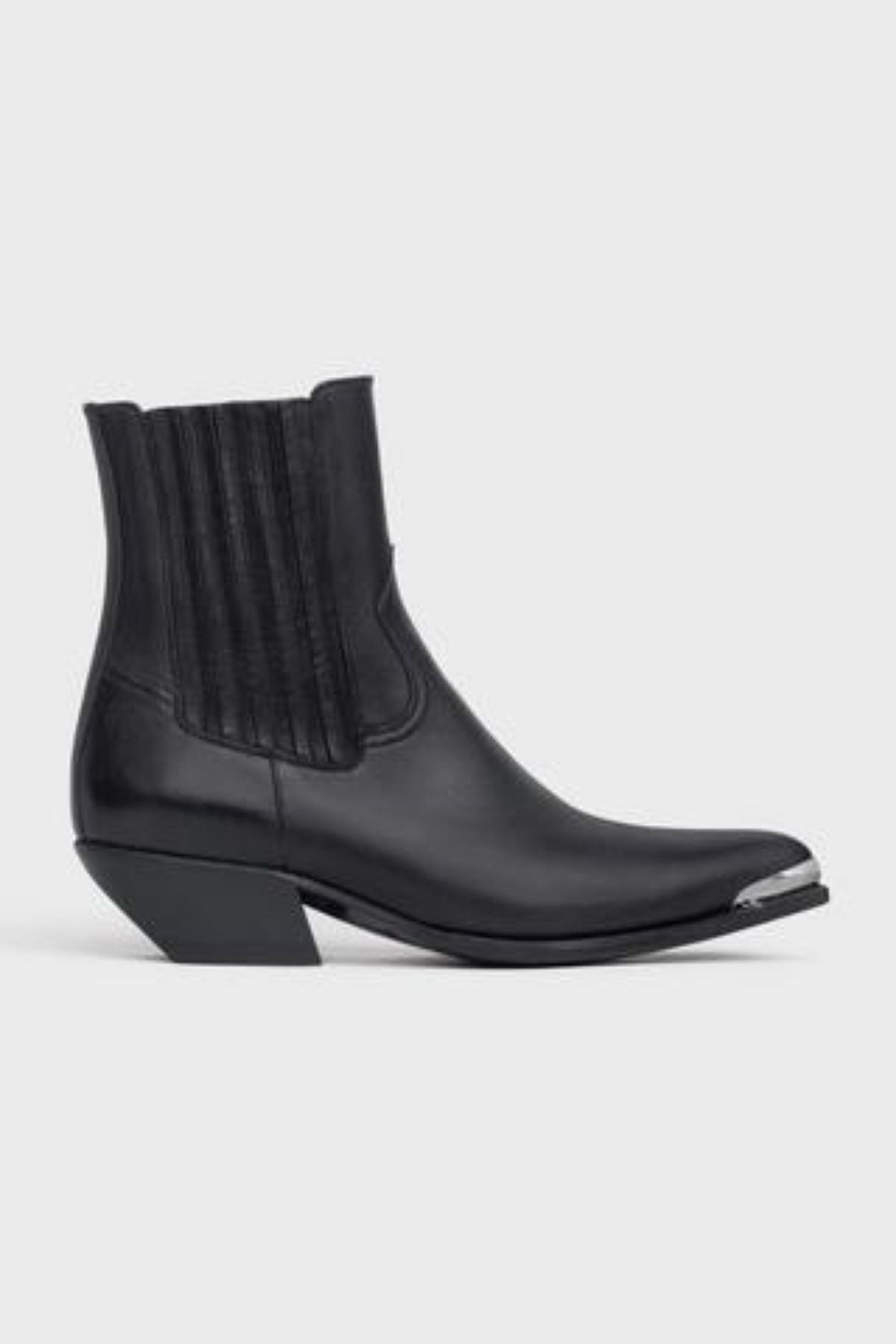 The 15 Best Chelsea Boots for Women in 2024 | Marie Claire