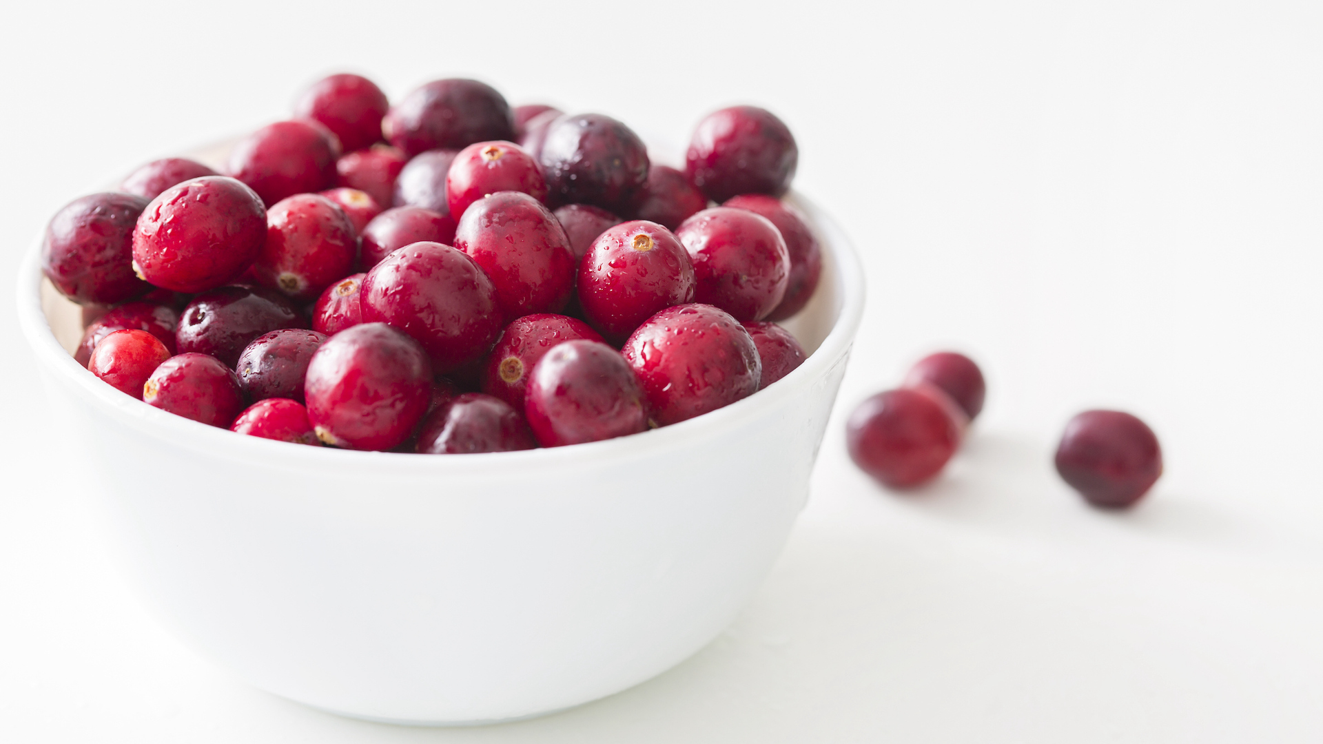 Cranberries in a bowl