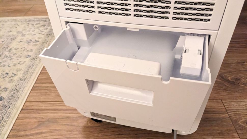 Reasons why your dehumidifier is not collecting water | Homebuilding