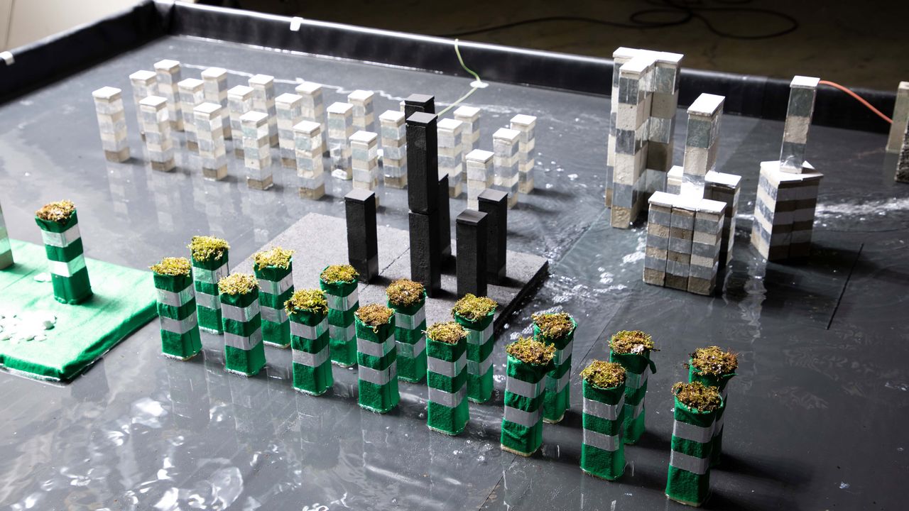 Jonathon Keats and his colleagues constructed model buildings of different materials, which were subjected to a variety of tests at the Fraunhofer Institute for Building Physics in Germany.
