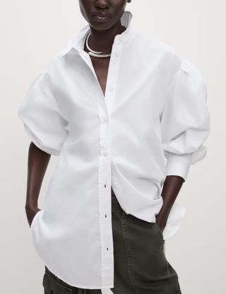 Woman wearing white shirt