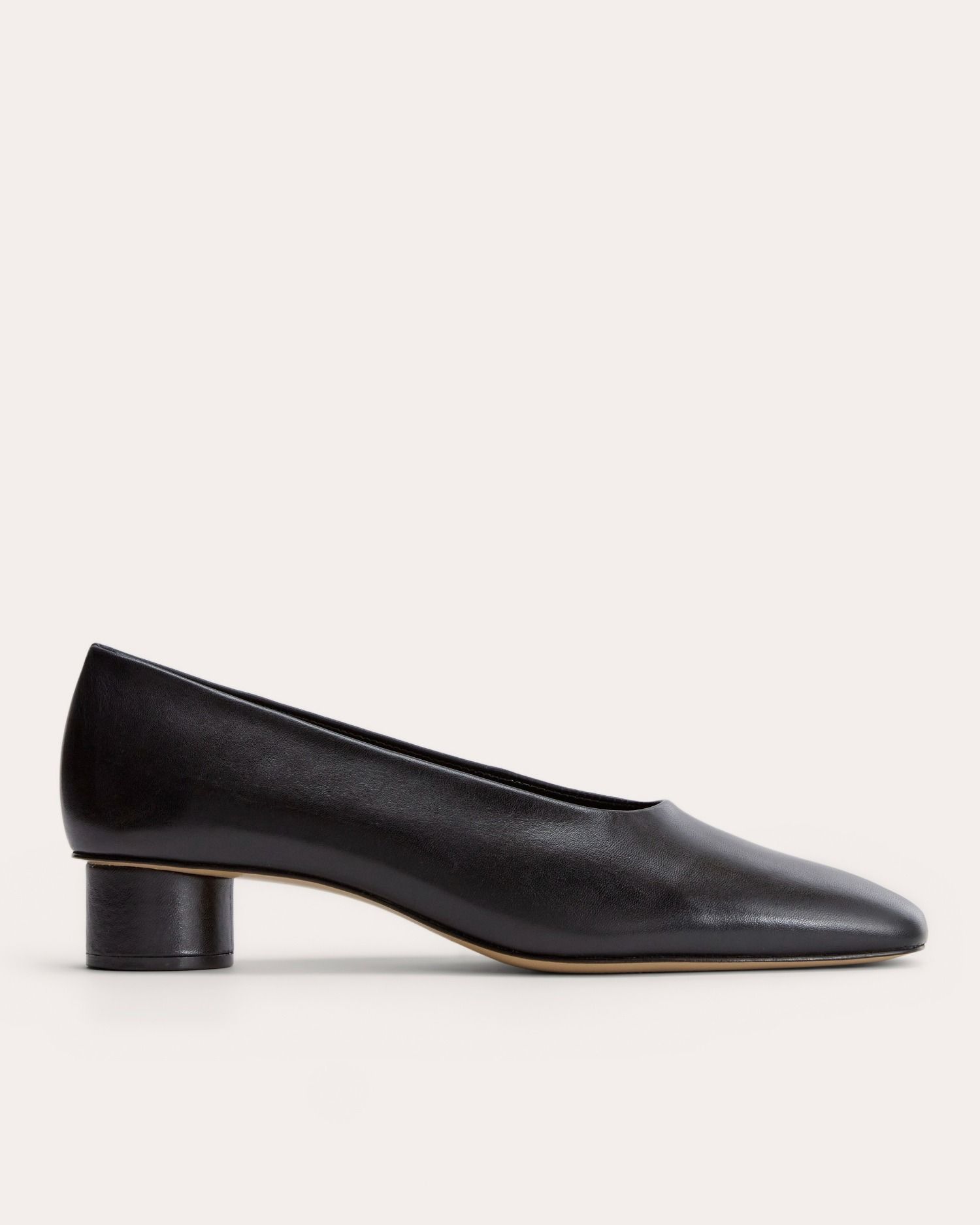 Everlane, The Gallery Pump