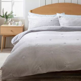 Argos Home Embroidery Star Fleece Grey Bedding Set