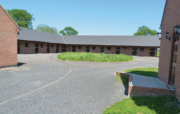 THE-LEES-EQUESTRIAN-CENTRE-KR1497-1.jpg