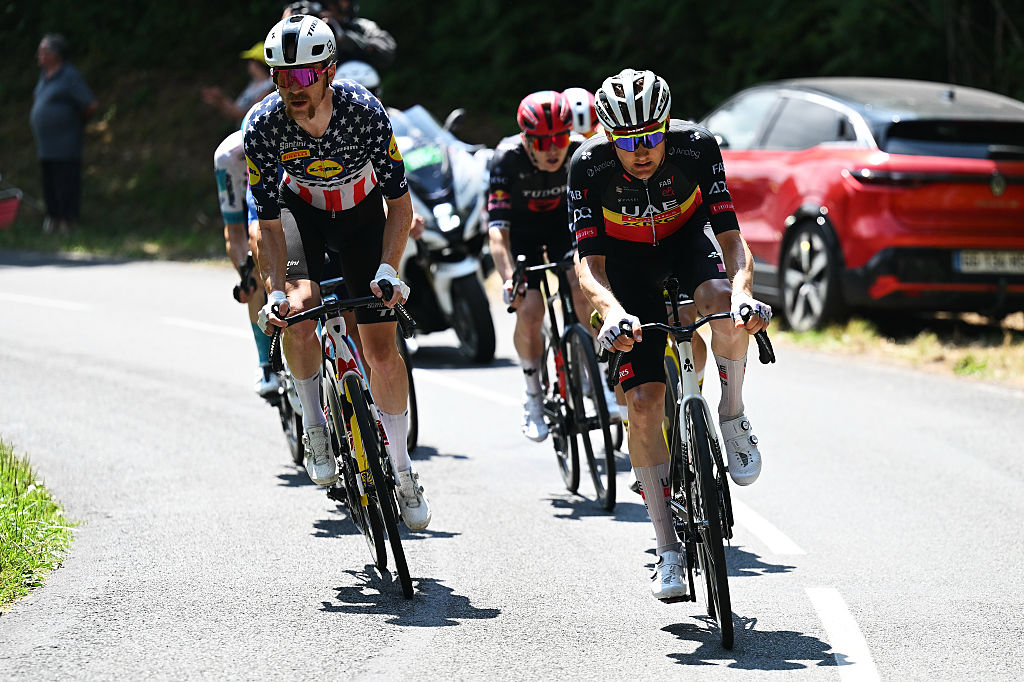 CARCASSONNE, FRANCE - JULY 20: (L-R) Quinn Simmons of The United States and Team Lidl - Trek and Tim Wellens of Belgium and UAE Team Emirates - XRG compete during the 112th Tour de France 2025, Stage 15 a 169.3km stage from Muret to Carcassonne / #UCIWT / on July 20, 2025 in Carcassonne, France. (Photo by Tim de Waele/Getty Images)