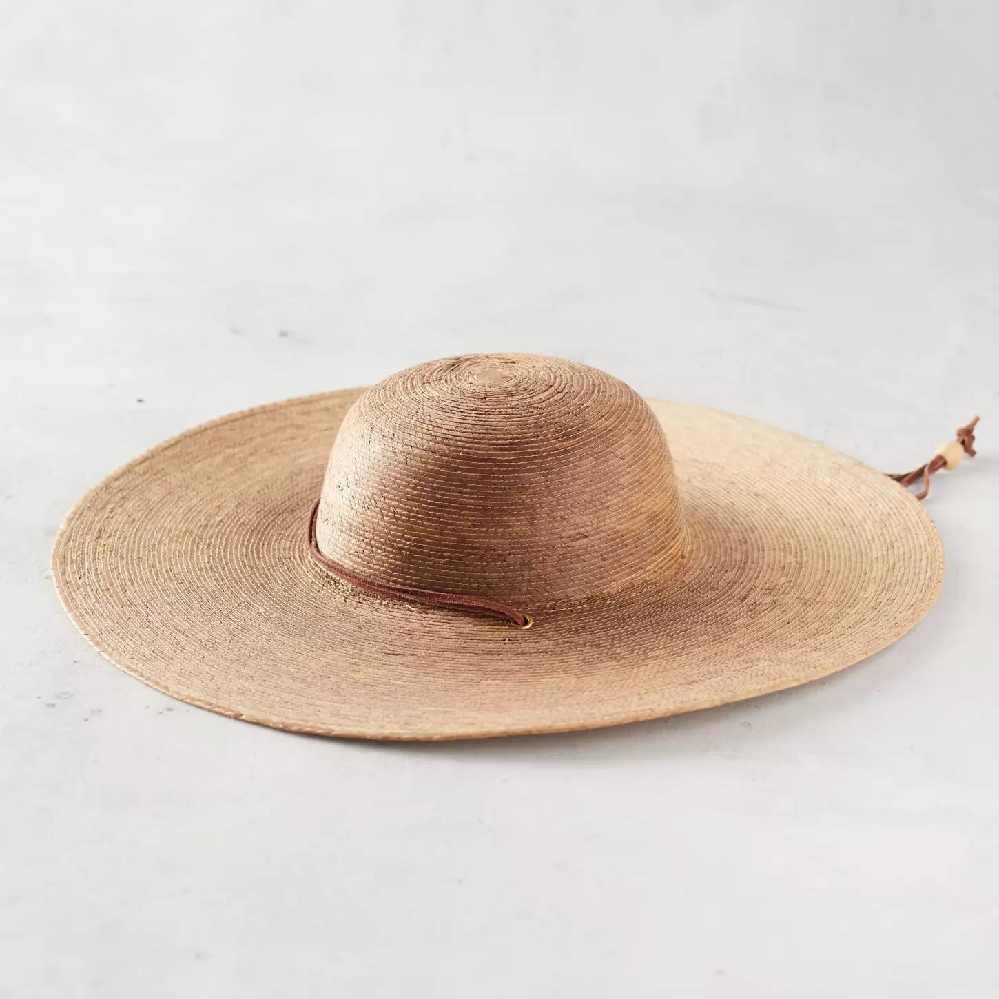 Wide brim woven sun hat