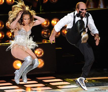 Tom Cruise and Jennifer Lopez - WATCH Tom Cruise and Jennifer Lopez?s hilarious MTV Movie Awards performance - MTV Movie Awards - 2010 - Celebrity News - Marie Claire