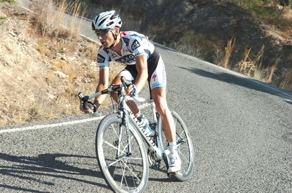Karsten Kroon (Saxo Bank) heads down towards the finish in Murcia