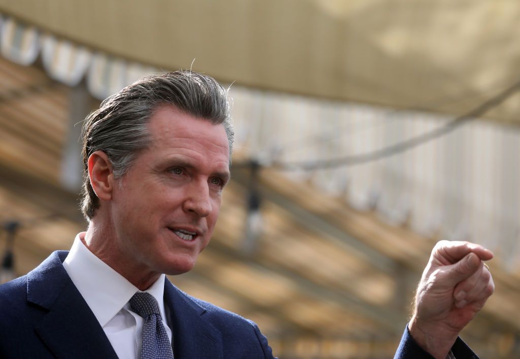 gavin newsom pointing photo