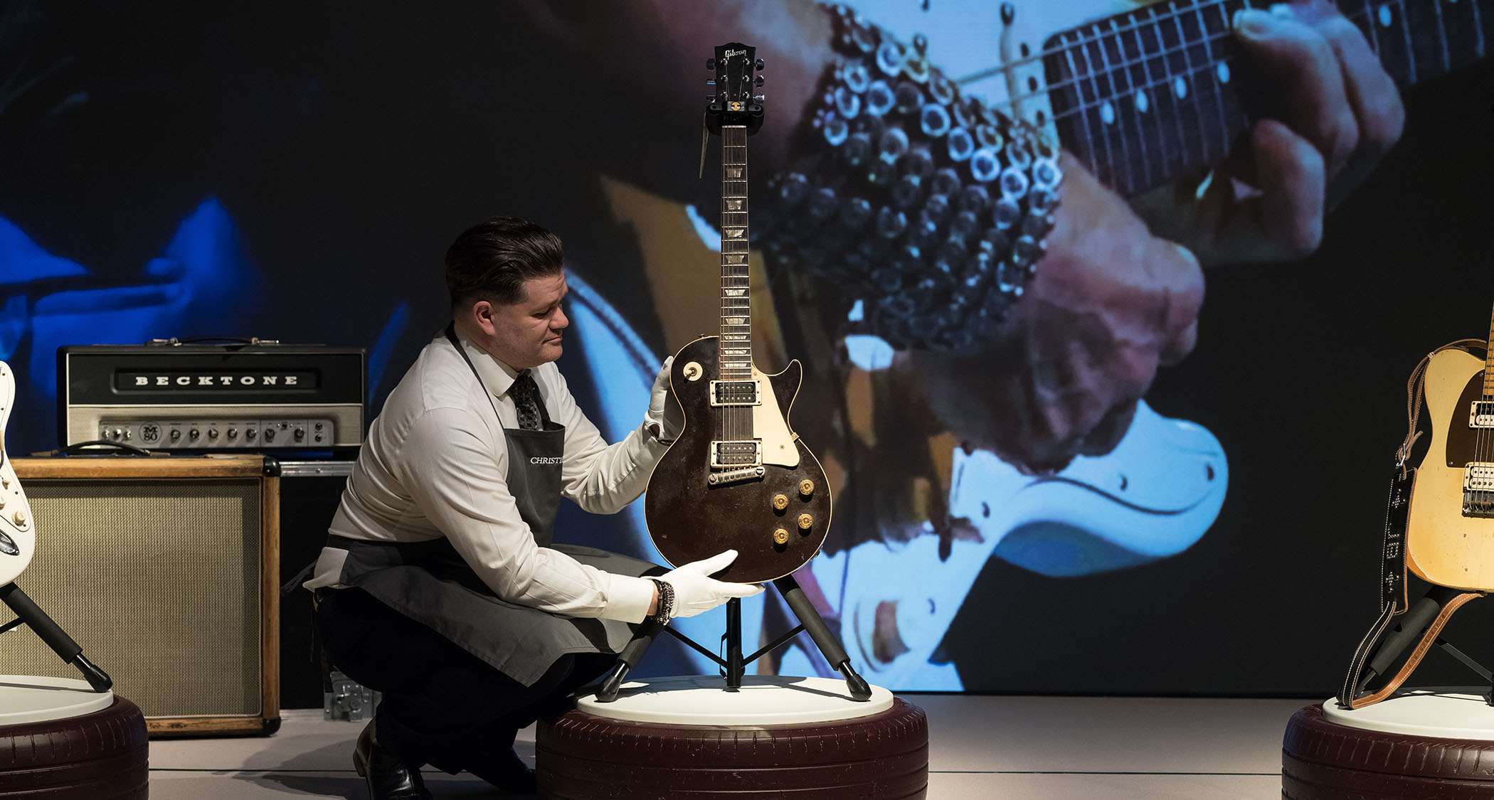 An auctioneer presents Jeff Beck&#039;s Oxblood Les Paul
