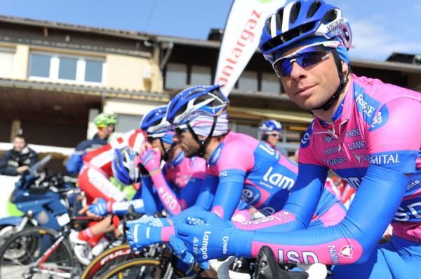 The Lampre-ISD team awaits the start