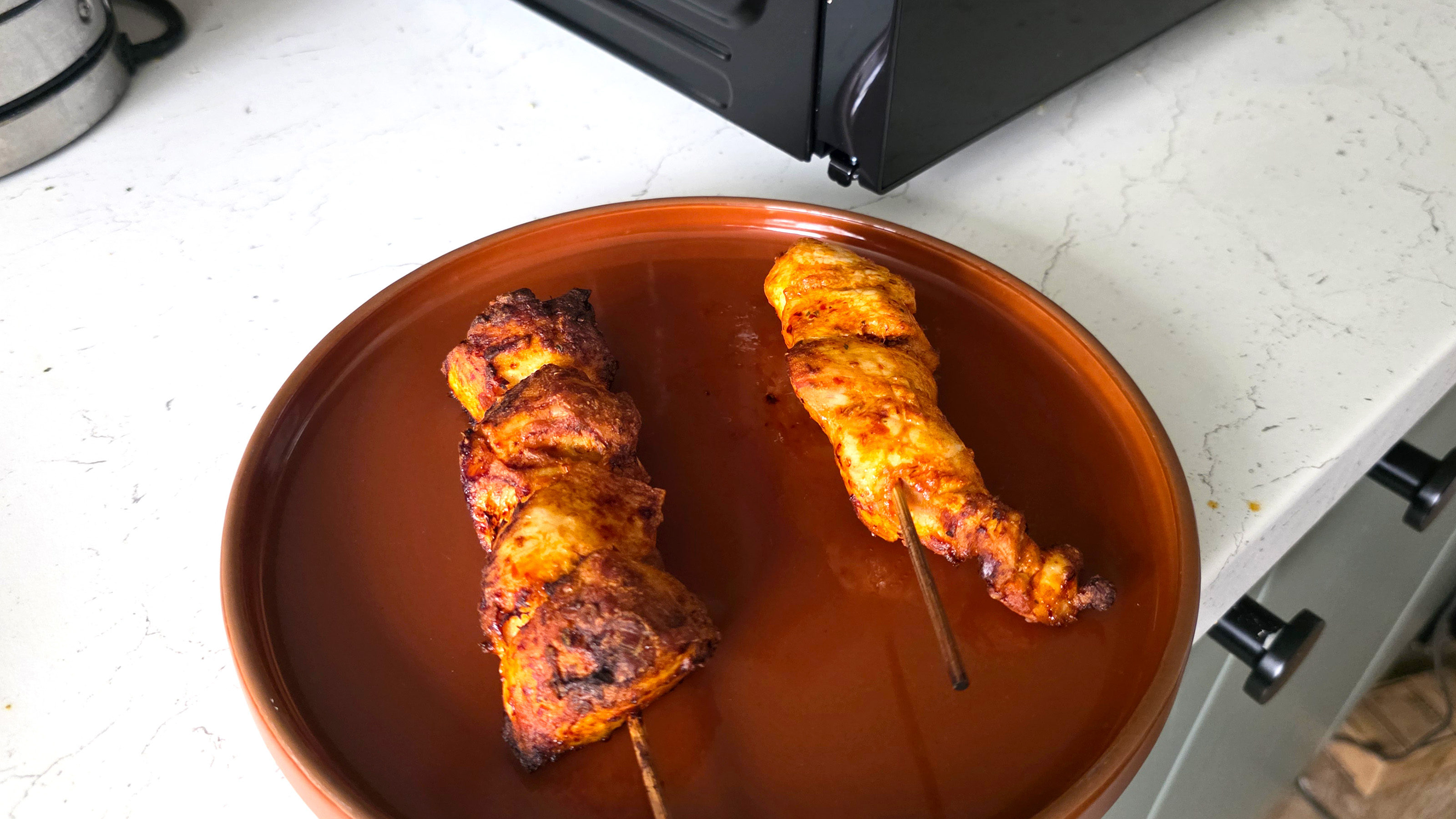 G&amp;Aring;TEBO french fries and chicken