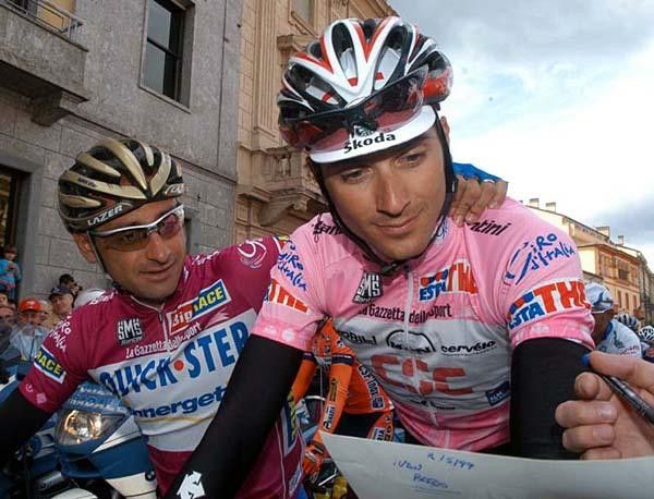 Basso and Bettini before the start in Aosta