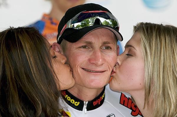 Hendy's team-mate Greipel also got some kisses