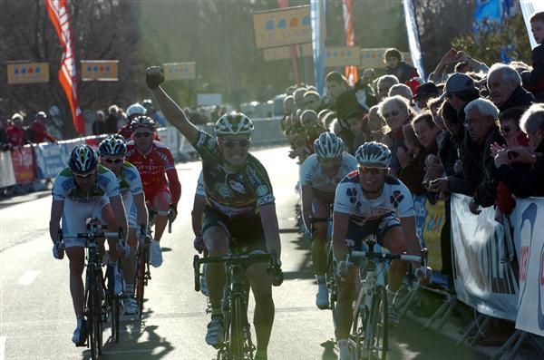 Jan Kuyckx wins the opening stage at Etoile de Besseges in 2008.