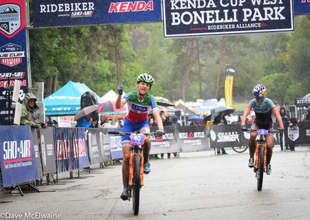 Eva Lechner (Luna Pro Team) wins the Bonelli Park Pro-XCT
