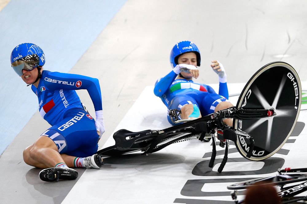 Italy crash out of the Womens Team Pursuit during the 2015 UCI Track Cycling World Cup on December 5, 2015 in Cambridge, New Zealand.