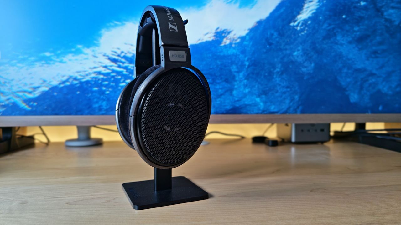 A selection of photos of the HD 650 headphones in a home office.