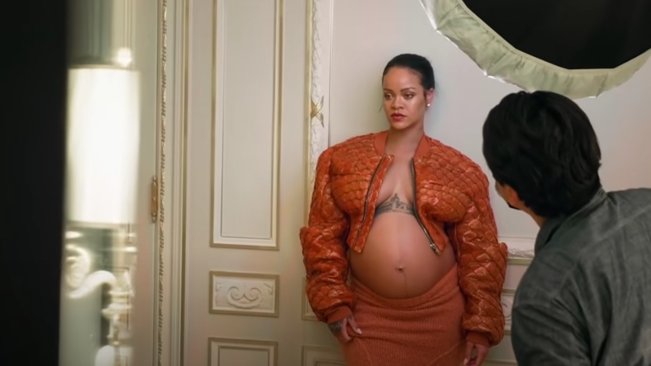 Séance photo de grossesse de Rihanna avec Vogue